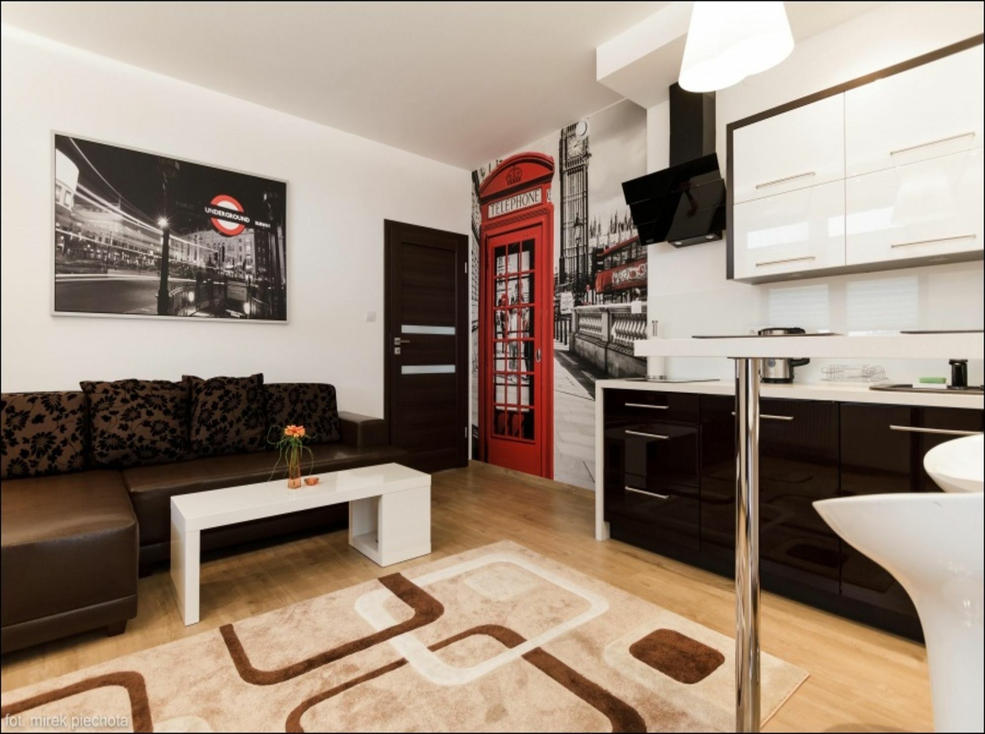 P&O Serviced Apartments Fabryczna Varsavia Esterno foto